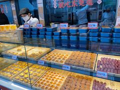 面包甜点陈列柜-東更道点心行(利客来店)