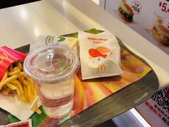 -麦当劳(龙之梦购物中心店)