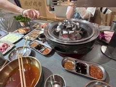 -围炉肉舍•炭烤活鳗•丹东海鲜烤肉(步行街店)