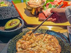 -铭牛烧肉·和牛海鲜自助(高新月牙湖店)
