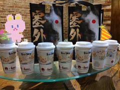 幽兰拿铁-茶颜悦色(九龙仓从前慢茶叶子店)