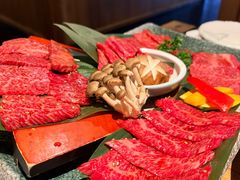 -炼火烤肉店
