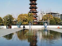 -龙华寺