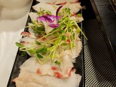 -鲜入围煮花胶鸡海鲜火锅