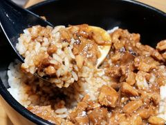 冠军卤肉饭-华餐馆(莫邪路店)