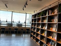 -魔方城市书房(中街益田店)