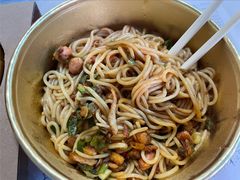 万方圆拌粉-万方圆拌粉瓦罐汤(恒茂华城店)
