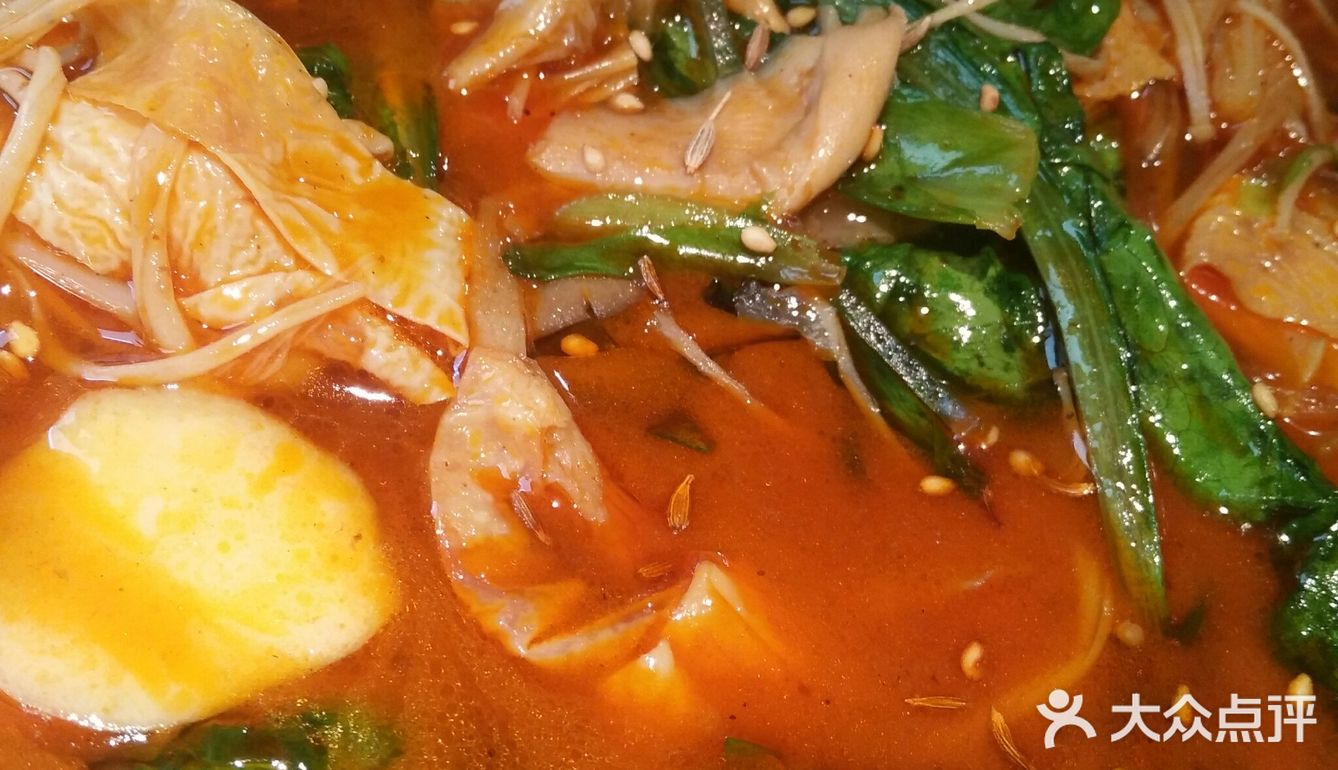 菜品方面还是比较全的,味道吃起来还不错