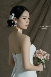 -Lady  Jane高端婚纱礼服馆