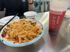 -喀斯特杨梅汤(荔波美食街店)