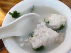 -美顺香食府鱼头老店(雪野湖店)