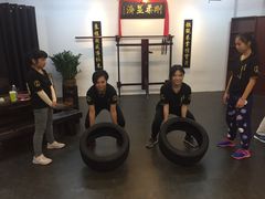 -温鉴良实用咏春拳