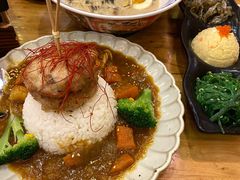 南洋鸡肉汉堡咖喱饭-桃太郎创作料理(大坪店)