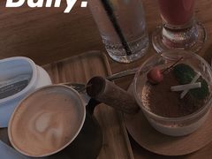 -云里小坐·小院里·团建·宴请·下午茶(三圣乡店)