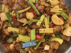 -小柒家第一锹东北菜(城关店)