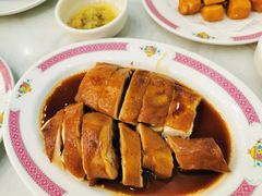 玫瑰豉油鸡（例）-东鑫记港式茶餐厅(南京东路店)