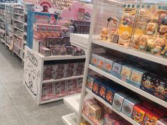 -名创优品(山东青岛华润万象城店)