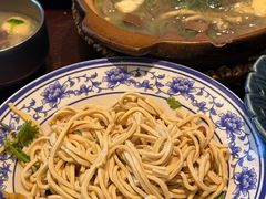 -古都历食南京菜·烤鸭·鸭血粉丝·汤包(南京博物院店)