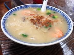 -亚忠小吃店(曾厝垵店)