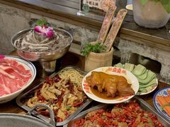 -萍姐火锅·公路夜市(武汉首店)