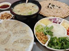 -官塘陈记鱼生·潮汕砂锅粥·牛肉火锅(潮枫路总店)