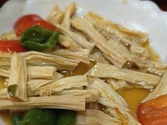-金杨拉面王小吃面馆·牛三宝面·红烧牛肉粉