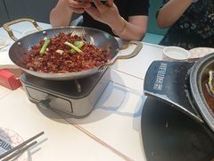 -阿瓦山寨·湘菜现炒·剁椒鱼头王(咸阳总店)
