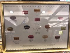 -ladurée(戴高乐机场T 2F店)