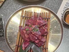 -草家酱蟹炭火烤肉店(珲春南路二店)