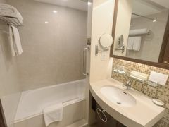 -汕尾巴黎半岛酒店