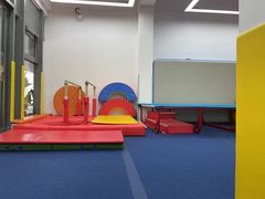 -蜩动儿童运动成长馆(恒生万鹂广场店)