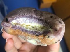 彩虹蛋爆浆麻薯-墨茉点心局(国金街店)