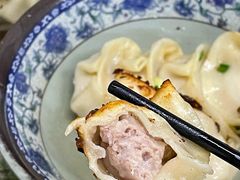 鲜肉煎饺-无名氏宵夜小摊(祝家三姐妹馄饨店)