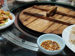 -人民公社铁锅炖·东北菜(卫国道店)
