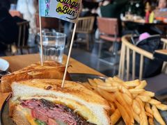 -The Diner X餐厅(青岛万象城店)