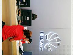 -华为授权体验店(华强北电子广场)