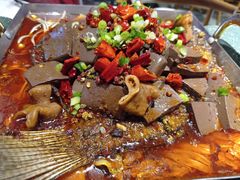 -渝是乎酸菜鱼(龙旗购物中心店)