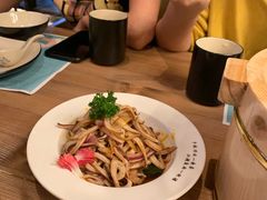 -临界音乐酒馆·小龙虾·江湖菜(华熙LIVE·鱼洞店)