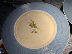 -卡普里披萨·牛扒·下午茶
