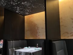 -左庭右院鲜牛肉火锅黑金店(陆家嘴中心店)