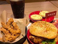 招牌秘制鸡腿堡-必胜客(华地店)