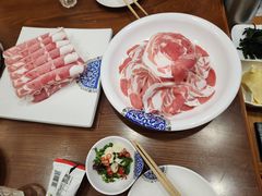 -楼外楼大刀肉传统火锅居(博学路店)