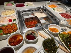 -海底捞火锅鲜切牛肉主题店(长寿路店)