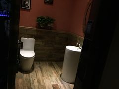 -米悦量贩式KTV(悦海新天地店)