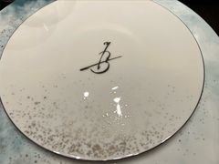 -海派悦庭·海胆烧麦·新融合菜(凯德广场店)