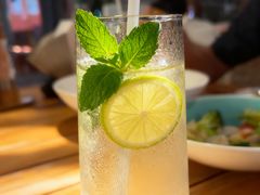 -MONICH牛排融合餐厅(和义大道购物中心店)