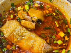 梭边鱼-肖肖酸萝卜鱼火锅(总店)