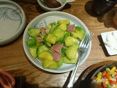 -云海肴·汽锅鸡·云南菜(天山百盛优客店)