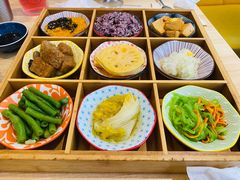 -轻蔬不用等·素食(江苏路店)
