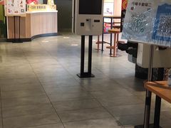 大堂-麦当劳(咸阳人民路店)